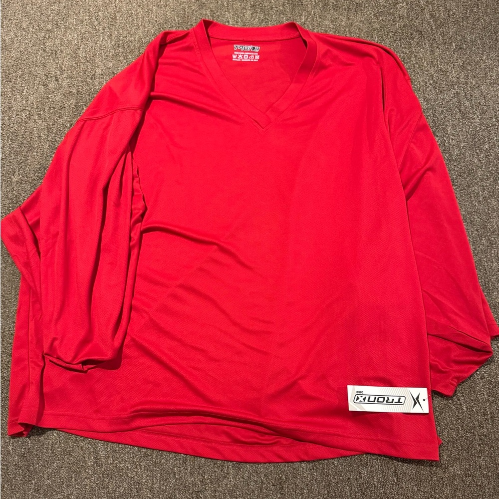 Blank Red practice jersey for Hockey Goalies